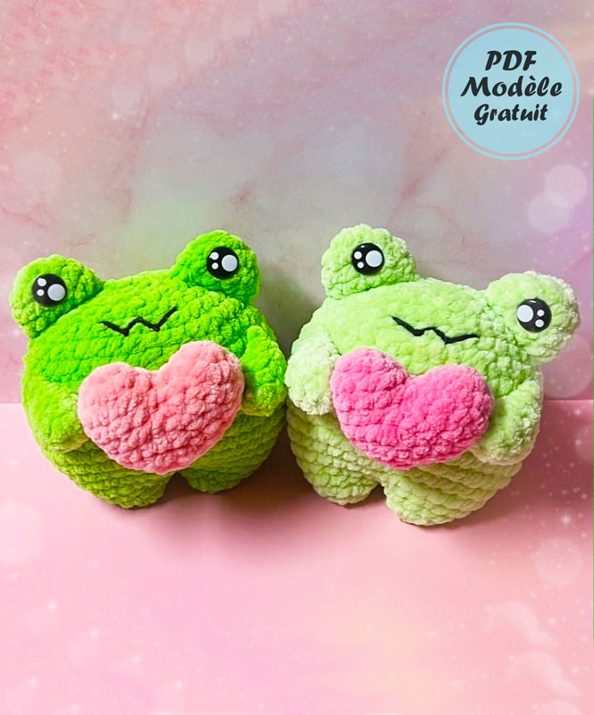 Amigurumi Grenouille tenant un cœur Modèle PDF Gratuit (2)