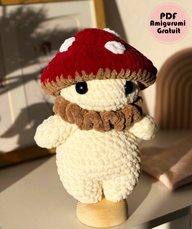 Modèle de Poupée Champignon au Crochet Étape par Étape (1)