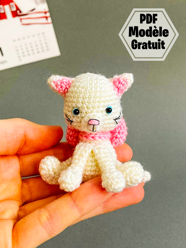 Porte-clés Chat Amigurumi PDF Patron Gratuit (4)