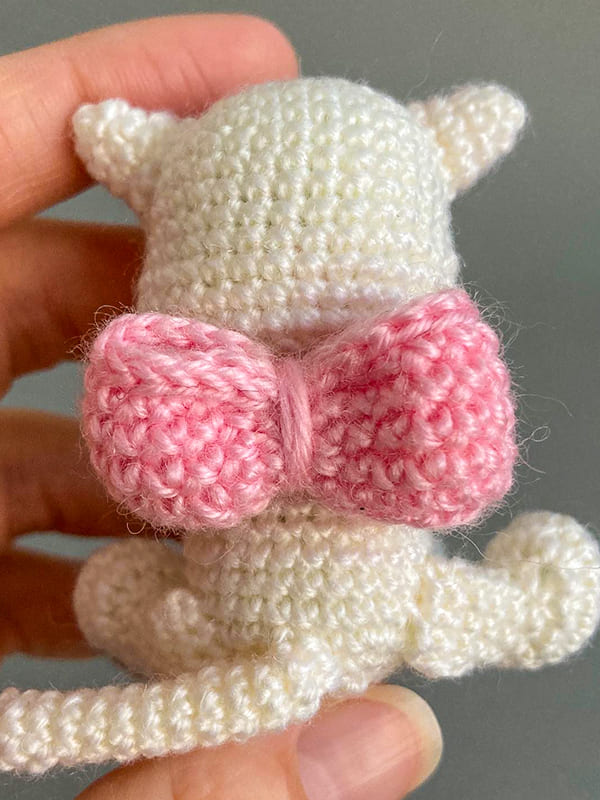 Porte-clés Chat Amigurumi PDF Patron Gratuit