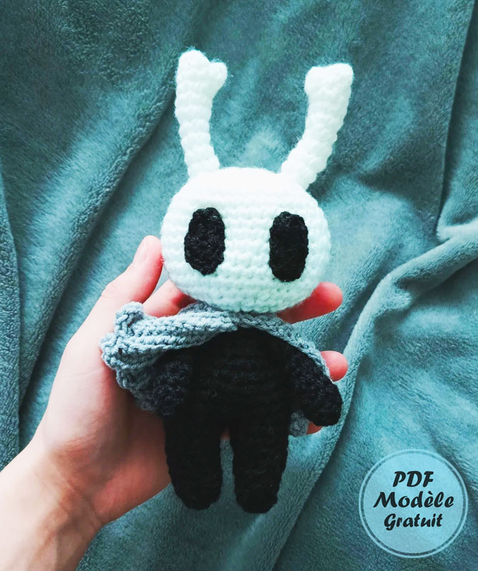 Poupée Chevalier Creux - Patron Amigurumi Gratuit (2)
