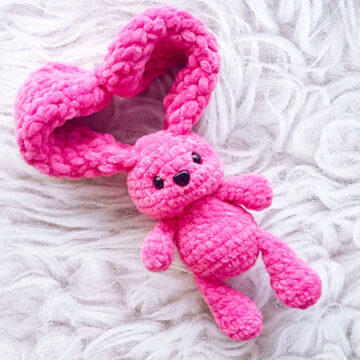 Lapin aux Grandes Oreilles au Crochet PDF Patron Gratuit (2)