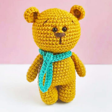 Mini porte-clés Ours Amigurumi PDF Patron Gratuit (1)