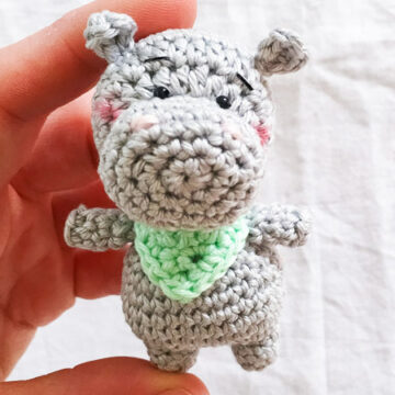 Porte-clés Hippopotame PDF Amigurumi Patron Gratuit (1)