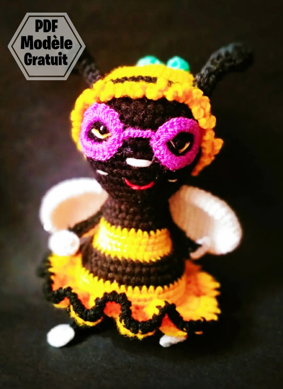 Poupée Abeille en Robe PDF Amigurumi Patron Gratuit (2)