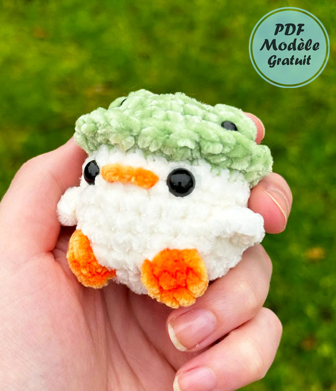 Poussin avec Bonnet de Grenouille - Modèle PDF Amigurumi (2)