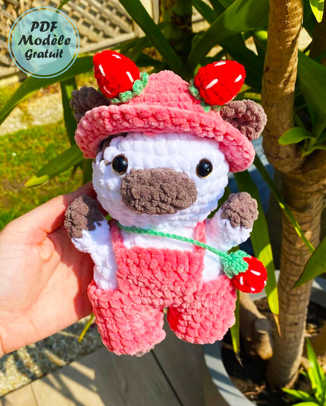 Vache Fraise au Crochet PDF Modèle Étape par Étape (2)