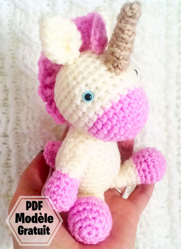 Mignonne petite Licorne Amigurumi PDF Patron Gratuit (3)