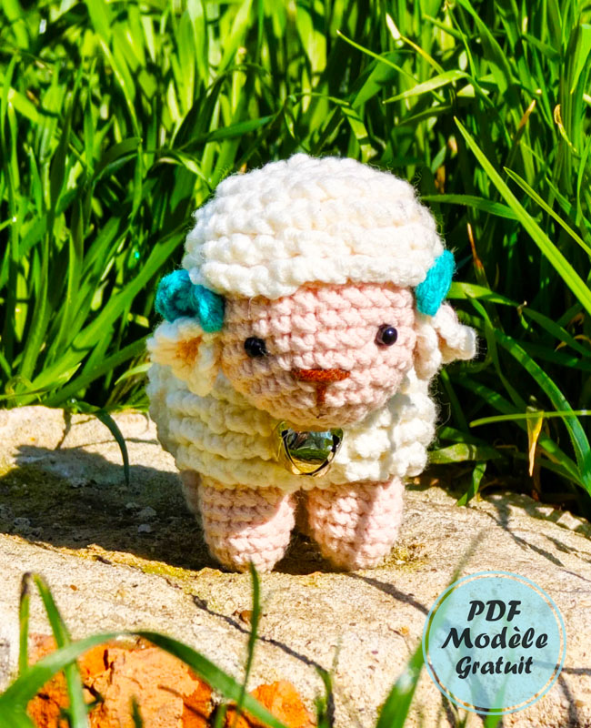 Bébé Mouton pour Noël Amigurumi Patron Gratuit