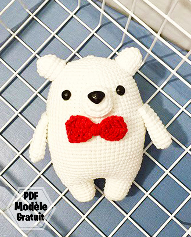 Amigurumi Ours avec noeud papillon PDF Patron Gratuit (2)