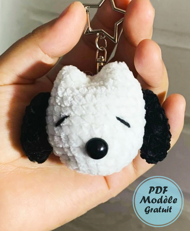 Porte-clés Tulipe Snoopy Modèle au Crochet Gratuit (1)