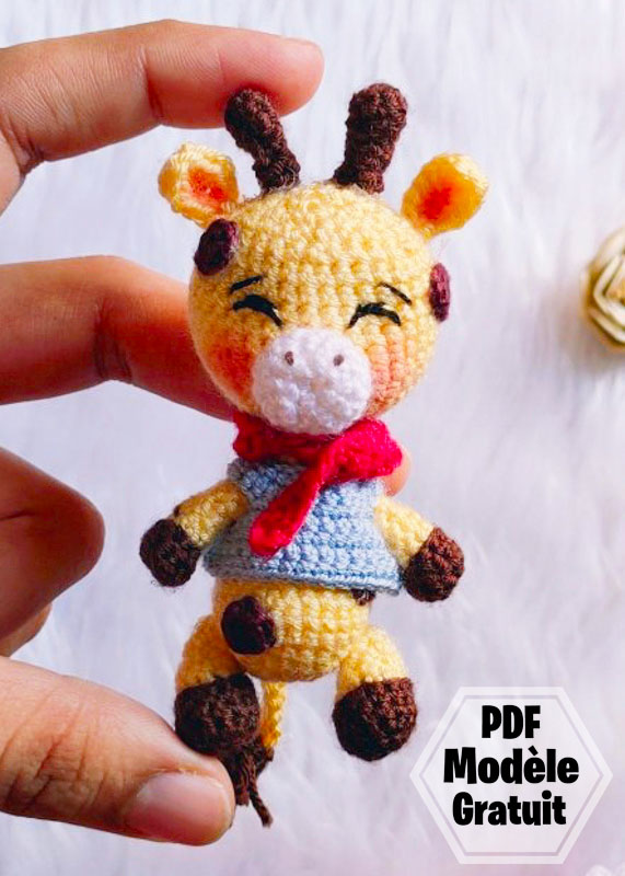 Porte-clés Girafe Amigurumi Patron PDF Gratuit (2)