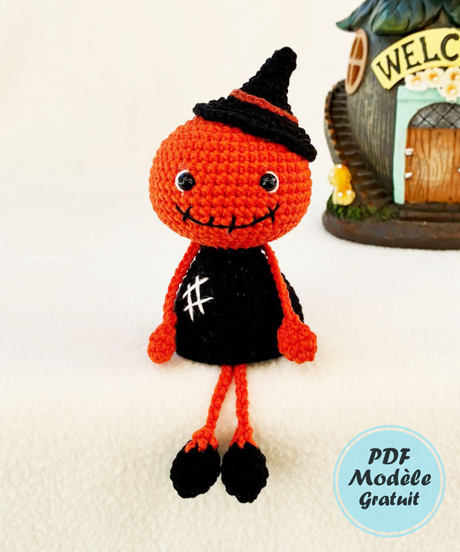 Poupée Sorcière Citrouille au Crochet Modèle en Français (2)